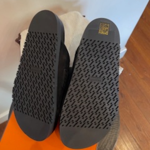 ❌ SOLD!❌ - HERMES- Go Mule in moire calfskin Black- size 38 - Picture 6 of 7